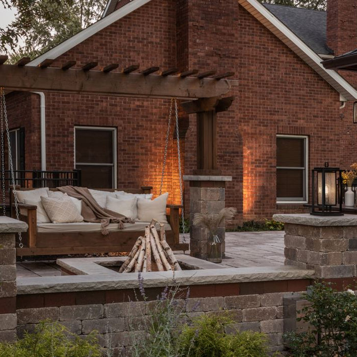 How to Create a Beautiful Outdoor Space with Lighting