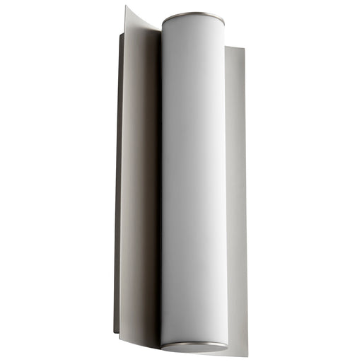 Quorum - 3-5020-24 - LED Wall Sconce - Wave - Satin Nickel