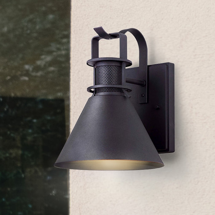 Canarm - IOL586BK - One Light Outdoor Wall Mount - Avery - Black