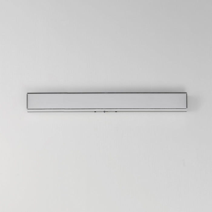 Maxim - 59002CLFTBK - LED Bath Vanity - Edge - Black