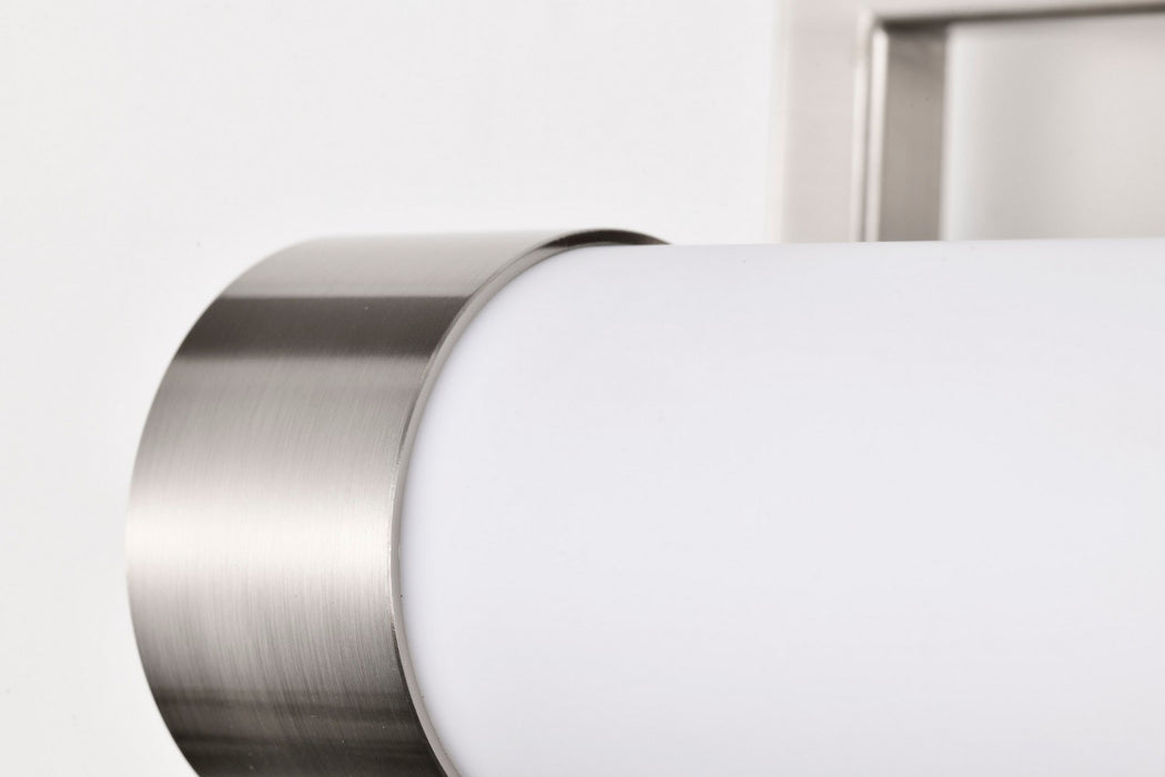 Nuvo Lighting - 62-1541 - LED Vanity - Canal - Brushed Nickel