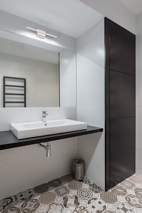 Kuzco Lighting - VL18224-WH-UNV - LED Vanity Light - Vega Minor - White