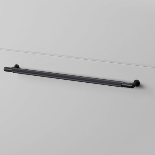 Pull Bar Black