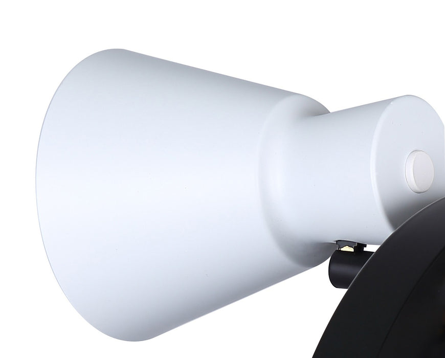 Canarm - ICW1163A03BW10 - Three Light Track Lighting - Radley - Black/White