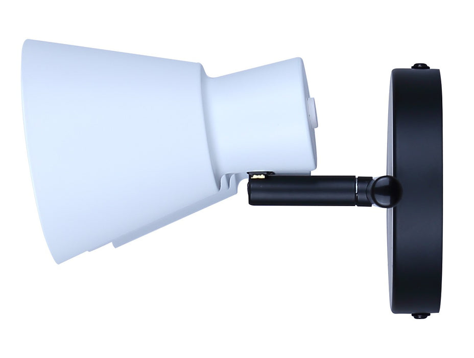 Canarm - IT1163A03BW10 - Three Light Track Lighting - Radley - Black/White