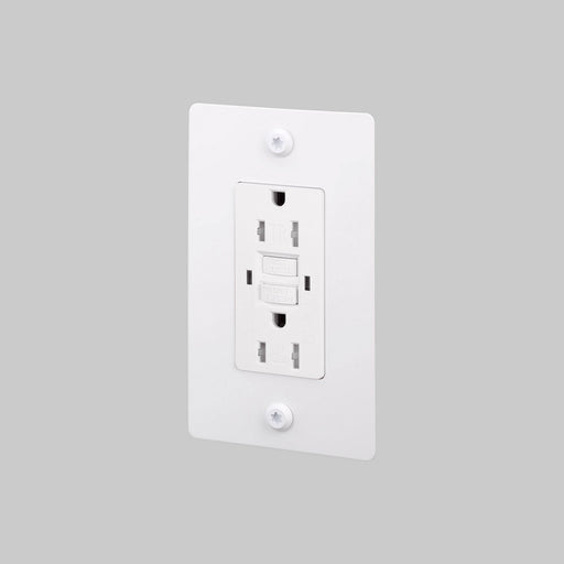 Outlet White