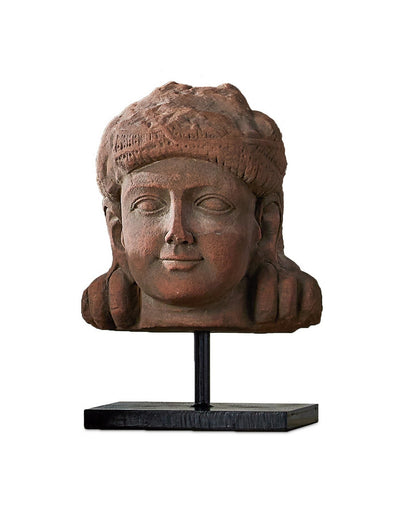 Mathura Head on Stand Brick Red/Black