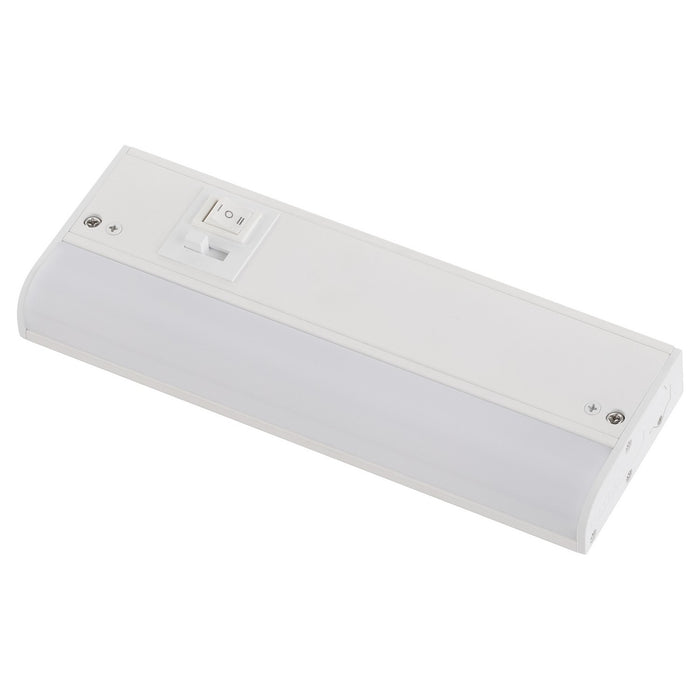 Quorum - 909-9-8 - LED Under Cabinet Light - Studio White