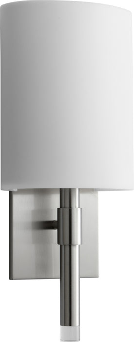 Quorum - 3-587-224 - LED Wall Sconce - BEACON - Satin Brass|Matte White Acrylic