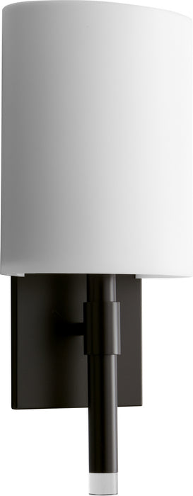 Quorum - 3-587-295 - LED Wall Sconce - BEACON - Old World|Matte White Acrylic