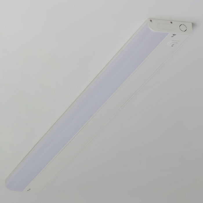 Maxim - 89855WT - LED Under Cabinet - CounterMax MX-L-120-1K - White