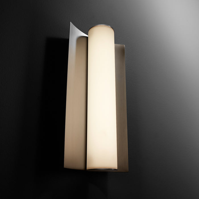 Quorum - 3-5020-24 - LED Wall Sconce - Wave - Satin Nickel