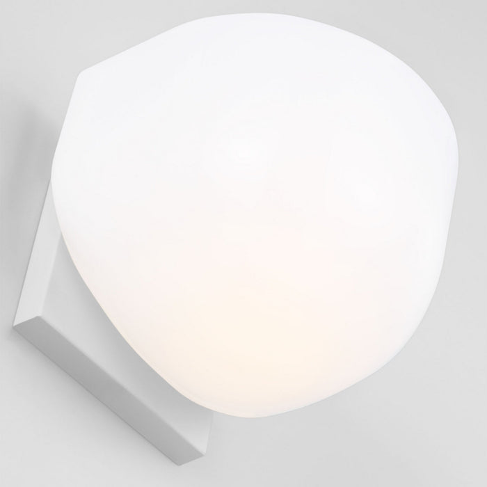 Visual Comfort Studio - LXV1001MWT - One Light Vanity - Cheverny - Matte White