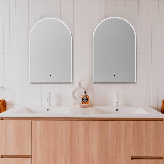 Quorum - 3-0606-0 - LED Mirror - Starlight