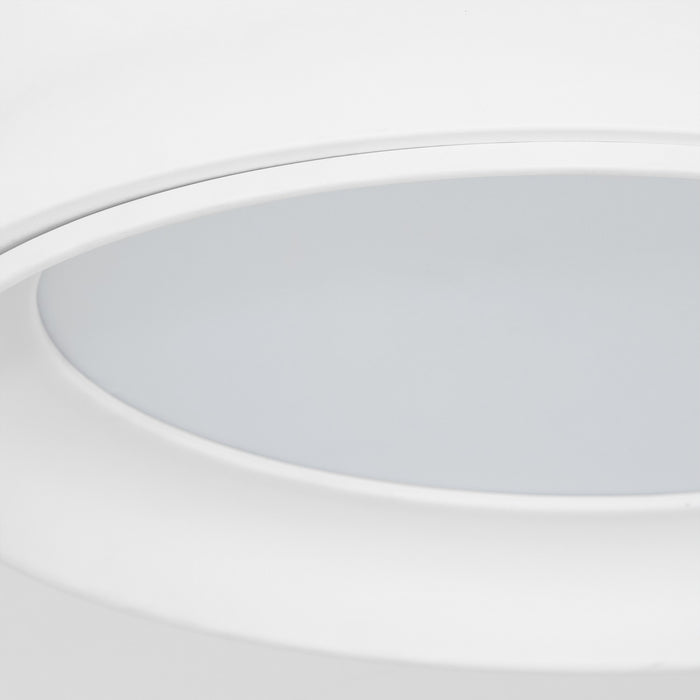 Quorum - 8-2018-0808 - Ceiling Mount - Legend - Studio White