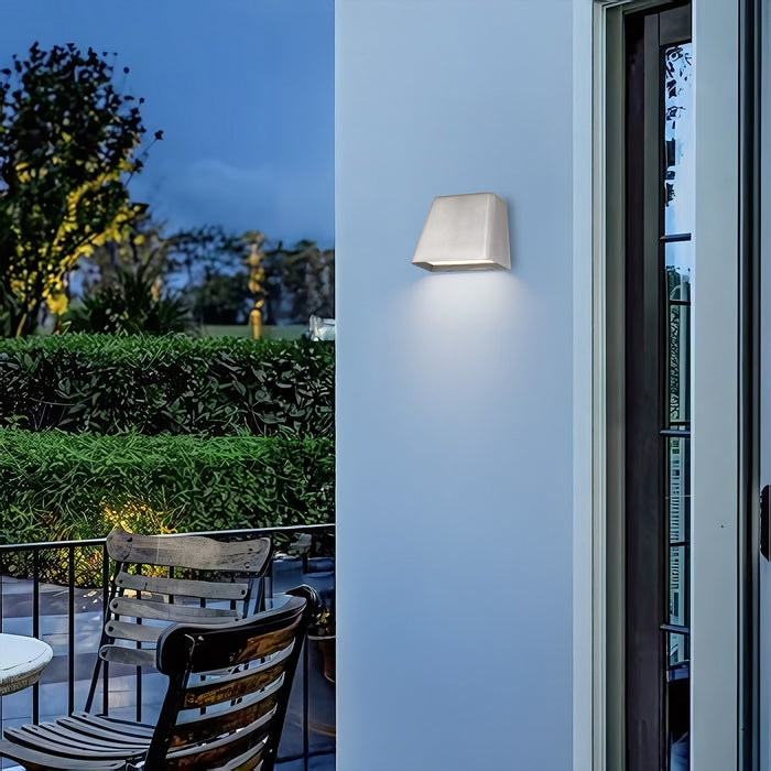 Alteck - AW0031-3CCT-W-BA - LED Wall Sconce - Bull - Brushed Aluminum