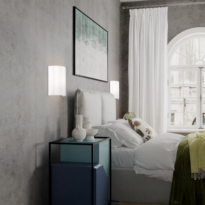 Livex Lighting - 45290-69 - One Light Wall Sconce - Meridian - Shiny White