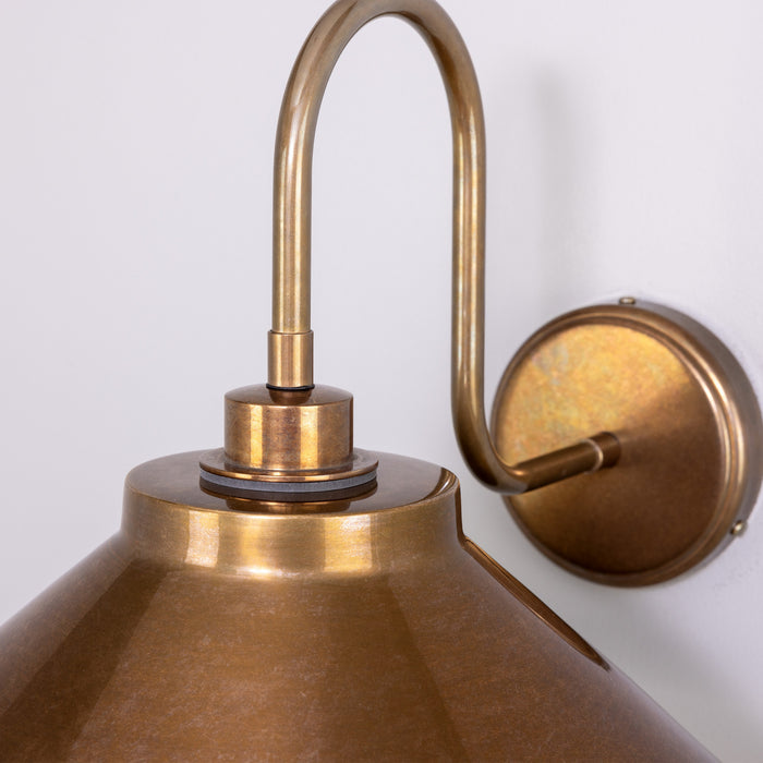 Mullan Lighting - MLBWL052ANTBRSCL - One Light Wall Sconce - Nerissa - Antique Brass