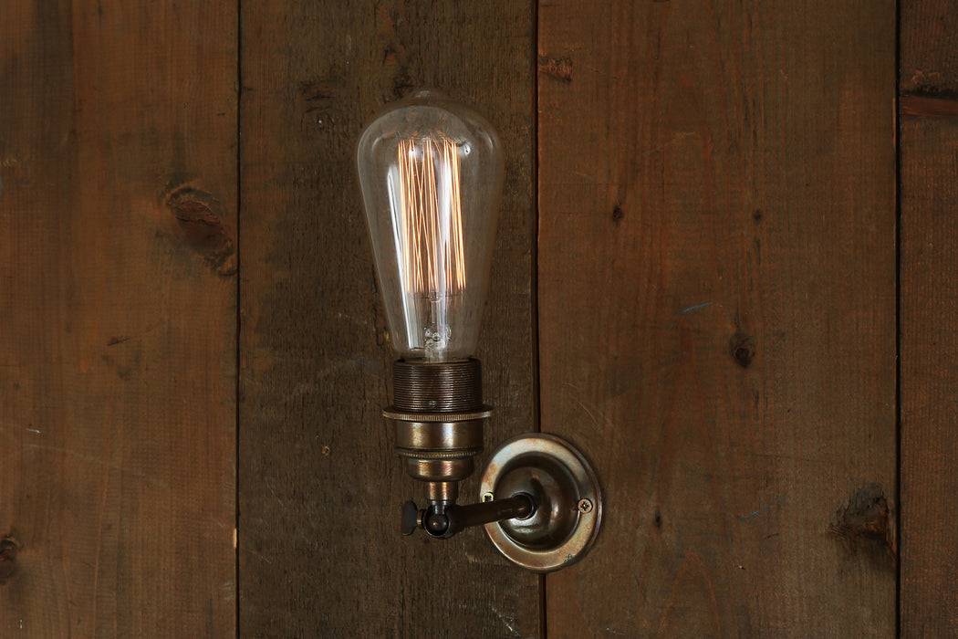 Mullan Lighting - MLWL155ANTBRS - One Light Wall Sconce - Lome - Antique Brass