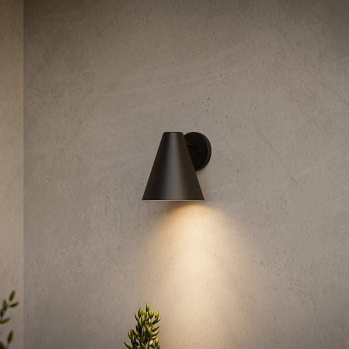 Progress Lighting - P560408-020 - One Light Outdoor Wall Mount - Mik - Antique Bronze