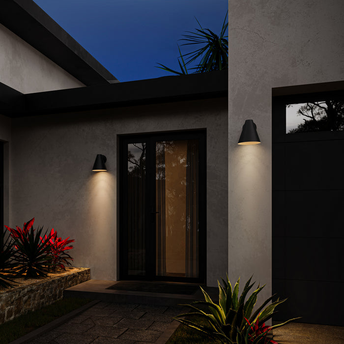 Progress Lighting - P560409-31M - One Light Outdoor Wall Mount - Mik - Matte Black