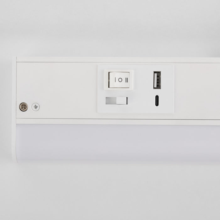Quorum - 909-12-8 - LED Under Cabinet Light - Studio White