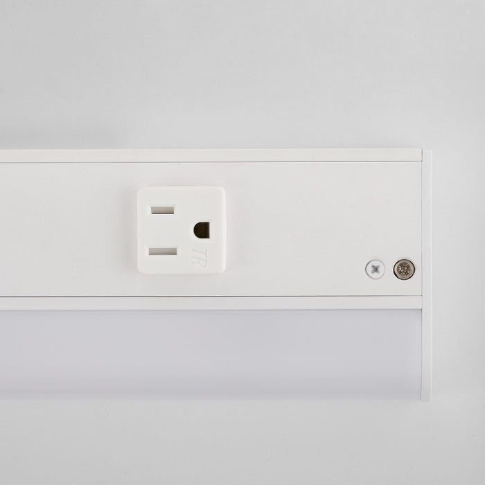 Quorum - 909-12-8 - LED Under Cabinet Light - Studio White
