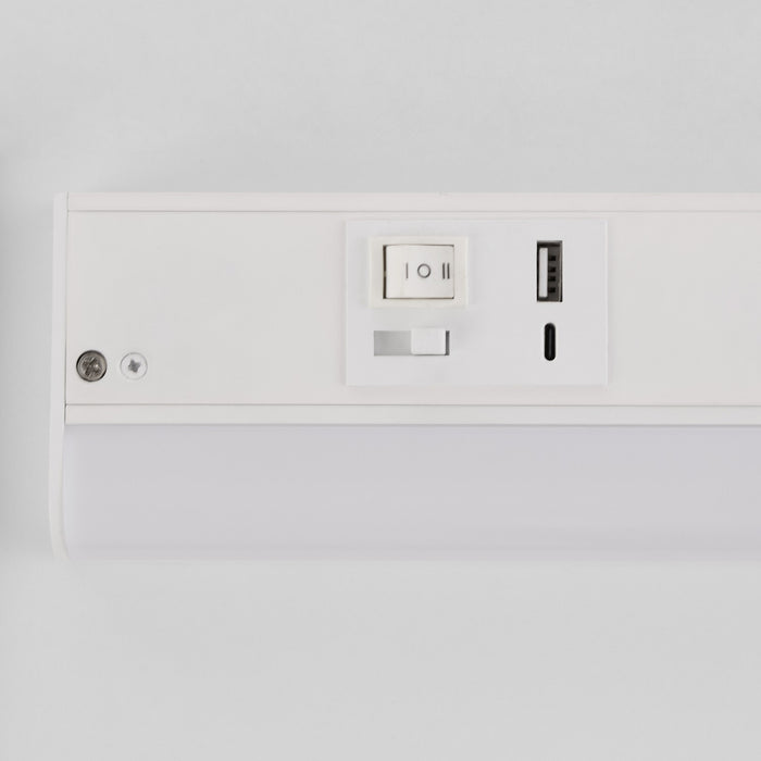 Quorum - 909-24-8 - LED Under Cabinet Light - Studio White