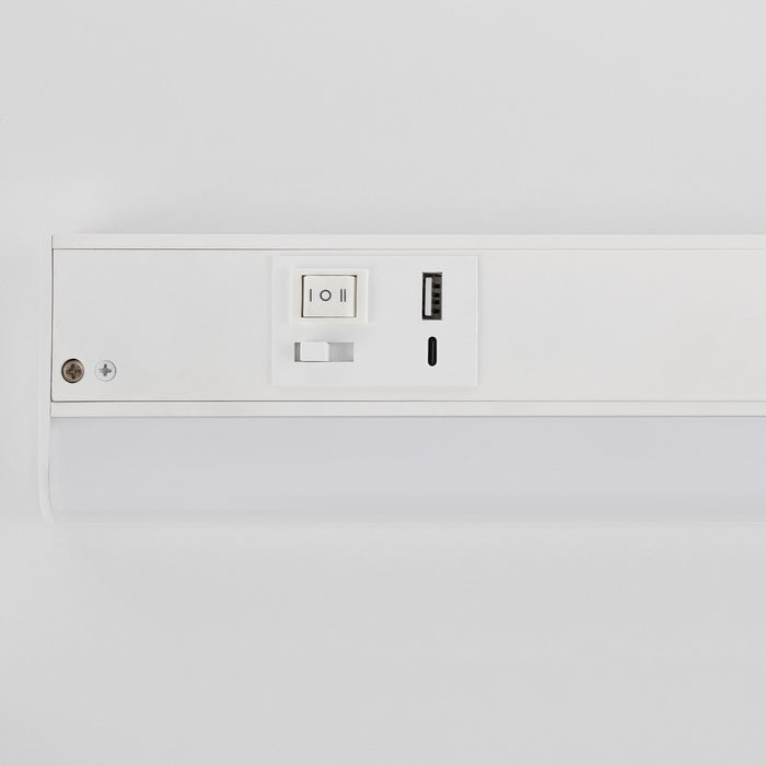 Quorum - 909-48-8 - LED Under Cabinet Light - Studio White