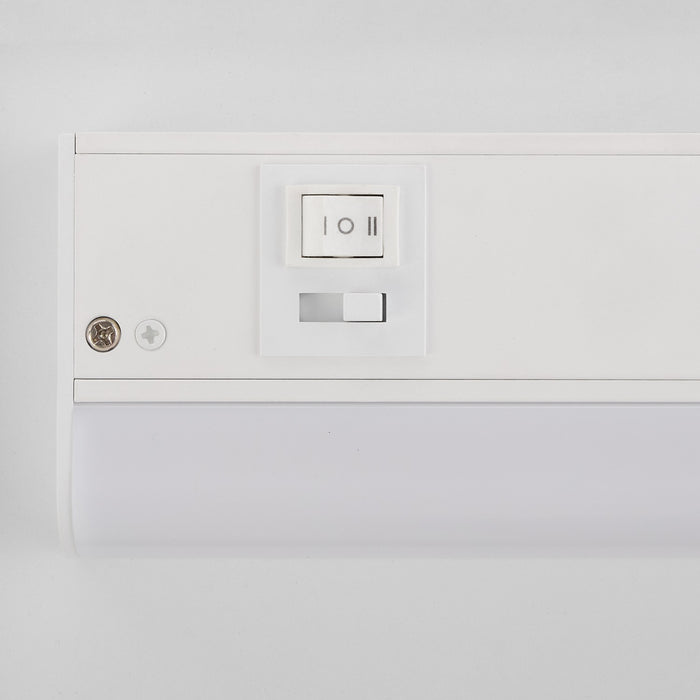 Quorum - 909-9-8 - LED Under Cabinet Light - Studio White