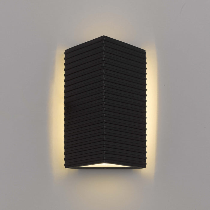 Quoizel - KYLE8405EK - LED Outdoor Wall Lantern - Kyler - Earth Black