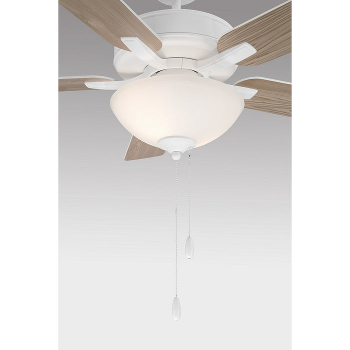 Meridian - M2034WHRV - 52" Ceiling Fan - White