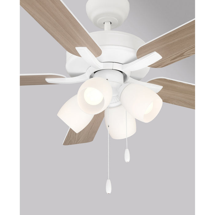 Meridian - M2035WHRV - 52" Ceiling Fan - White