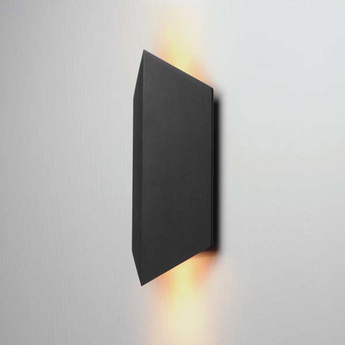 ET2 - E41562-BK - LED Wall Sconce - Fractal - Black