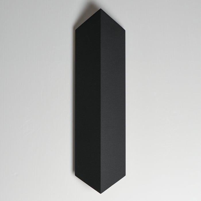 ET2 - E41564-BK - LED Wall Sconce - Fractal - Black