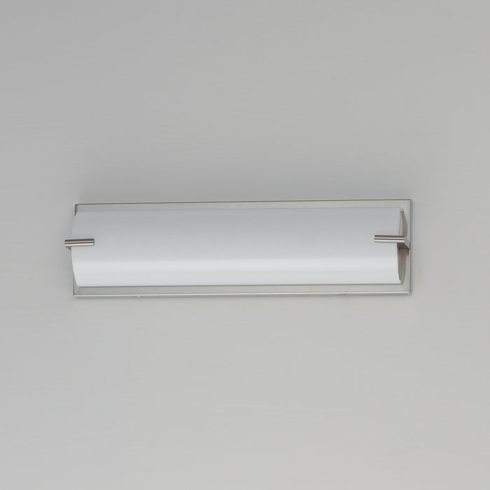 ET2 - E23451-SN - LED Bath Sconce - Alto - Satin Nickel