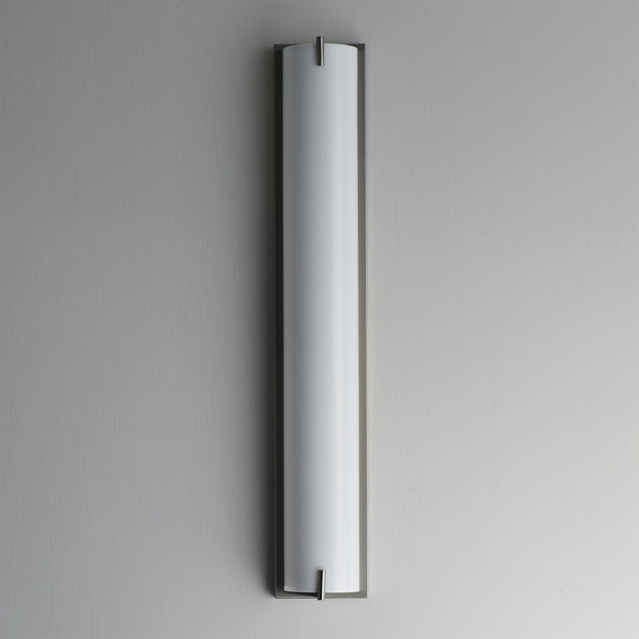 ET2 - E23453-SN - LED Bath Sconce - Alto - Satin Nickel