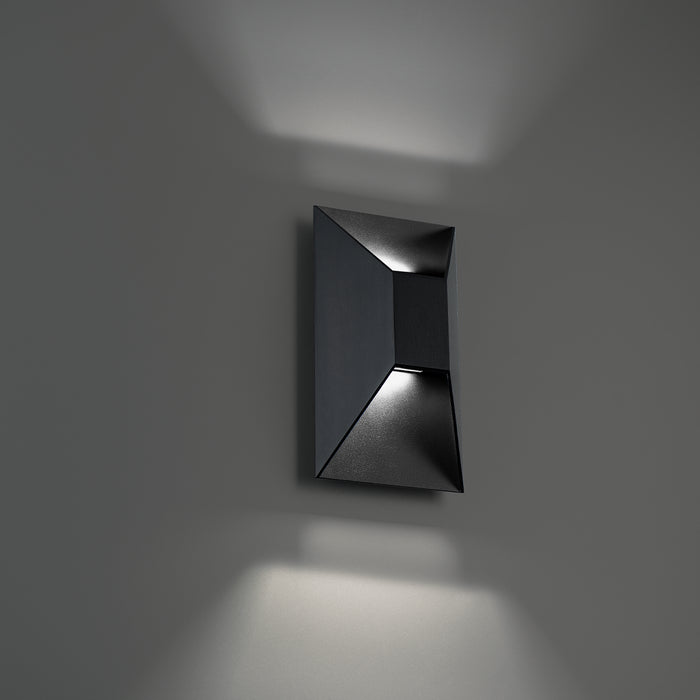 Modern Forms - WS-W24110-40-BK - LED Outdoor Wall Light - Maglev - Black