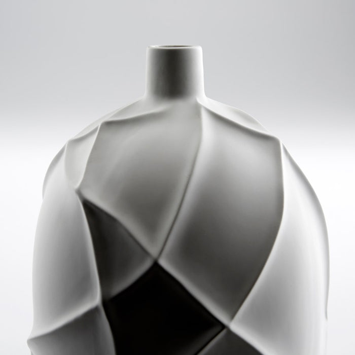 Cyan - 10926 - Vase - White