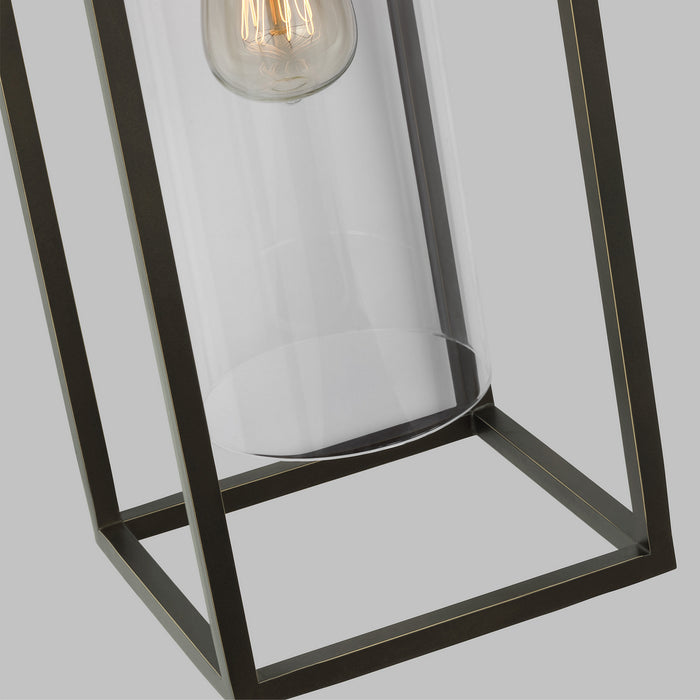 Visual Comfort Studio - 8831101-71 - One Light Outdoor Wall Lantern - Vado - Antique Bronze