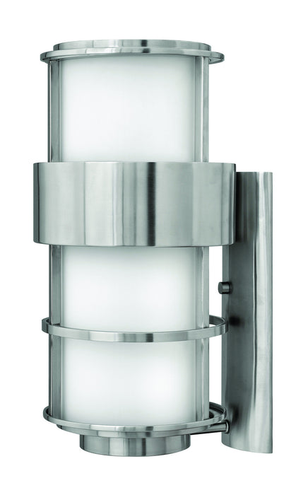 Hinkley - 1905SS - One Light Wall Mount - Saturn - Stainless Steel