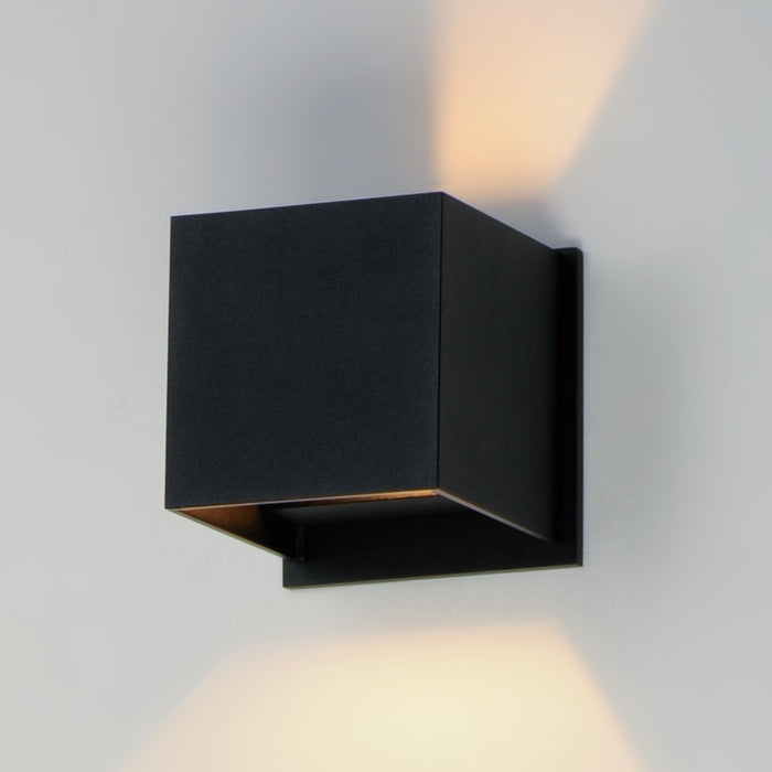 ET2 - E41308-BK - LED Outdoor Wall Sconce - Alumilux Cube - Black